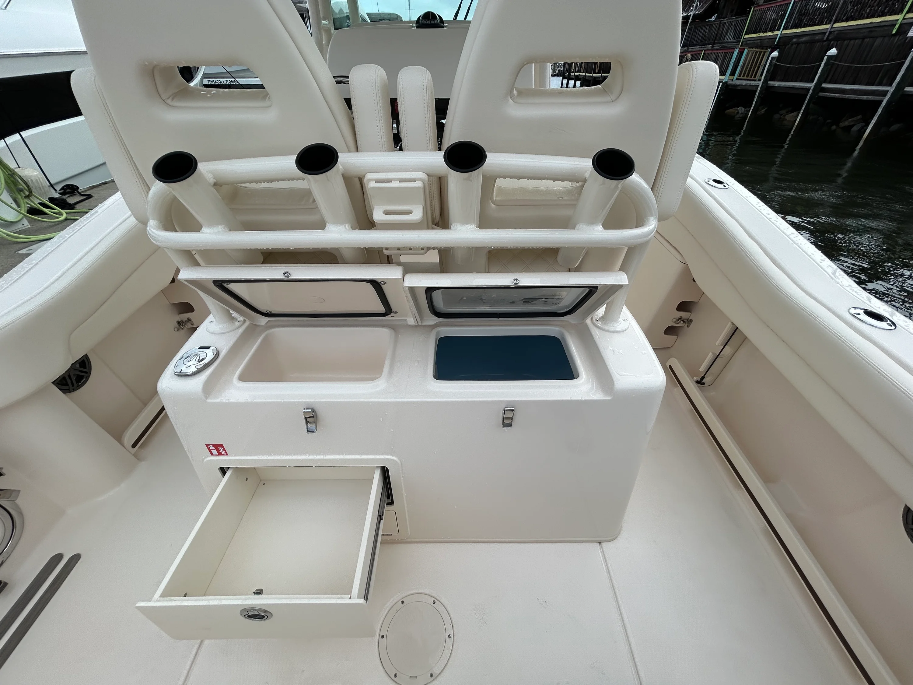 2026 Grady-White Canyon 271 Image Thumbnail #18