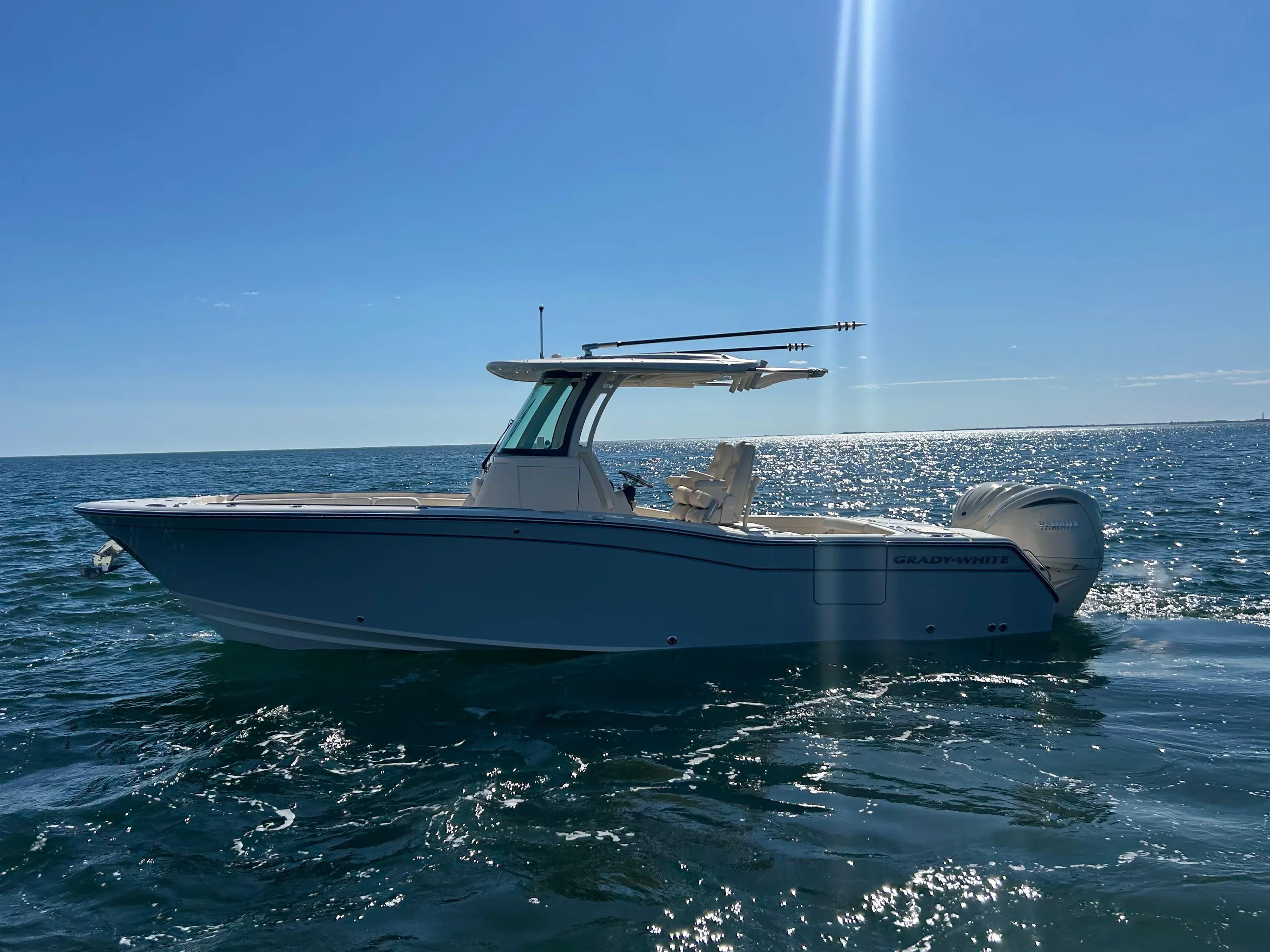 2026 Grady-White Canyon 271 Image Thumbnail #1