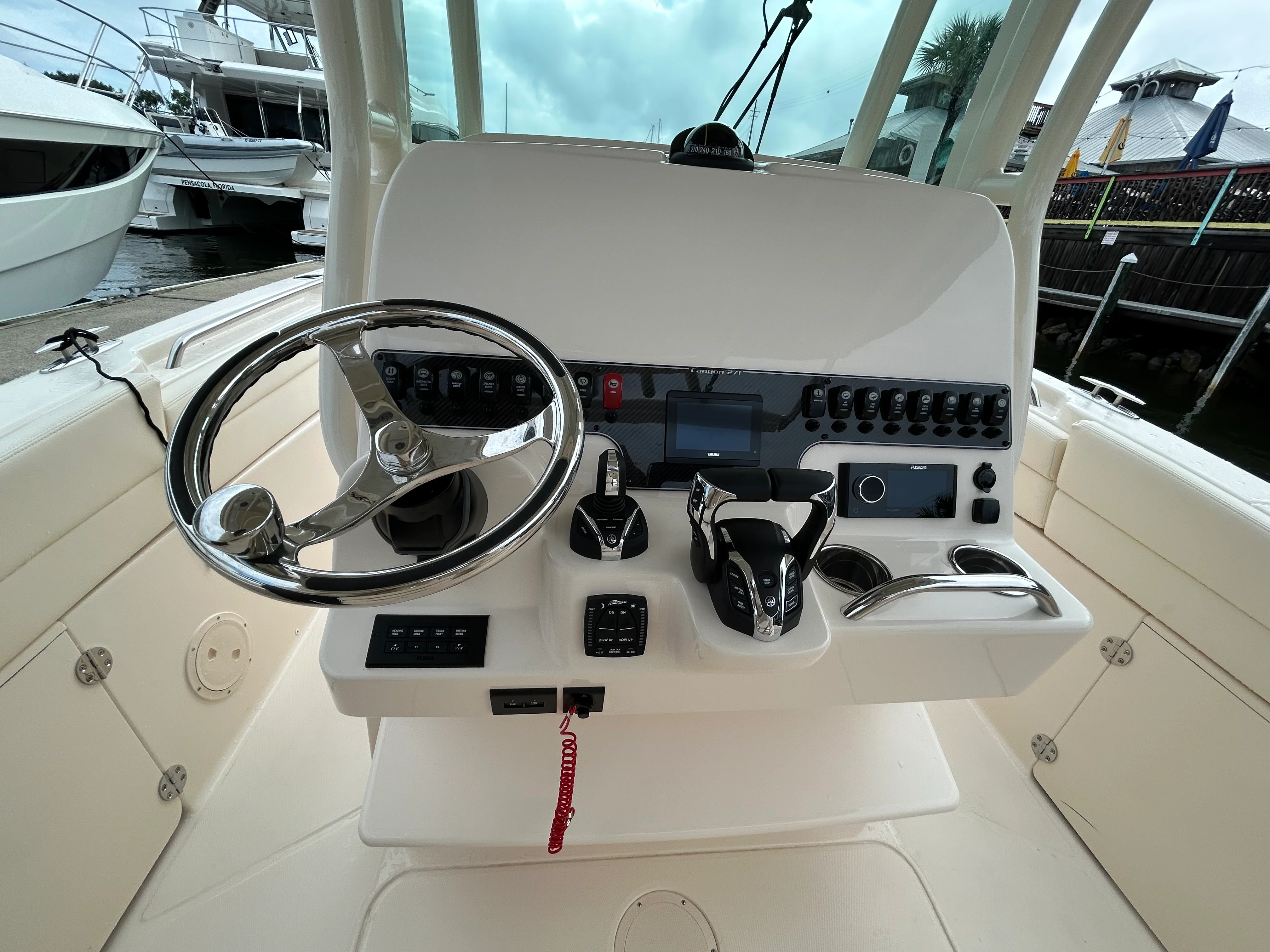 2026 Grady-White Canyon 271 Image Thumbnail #16