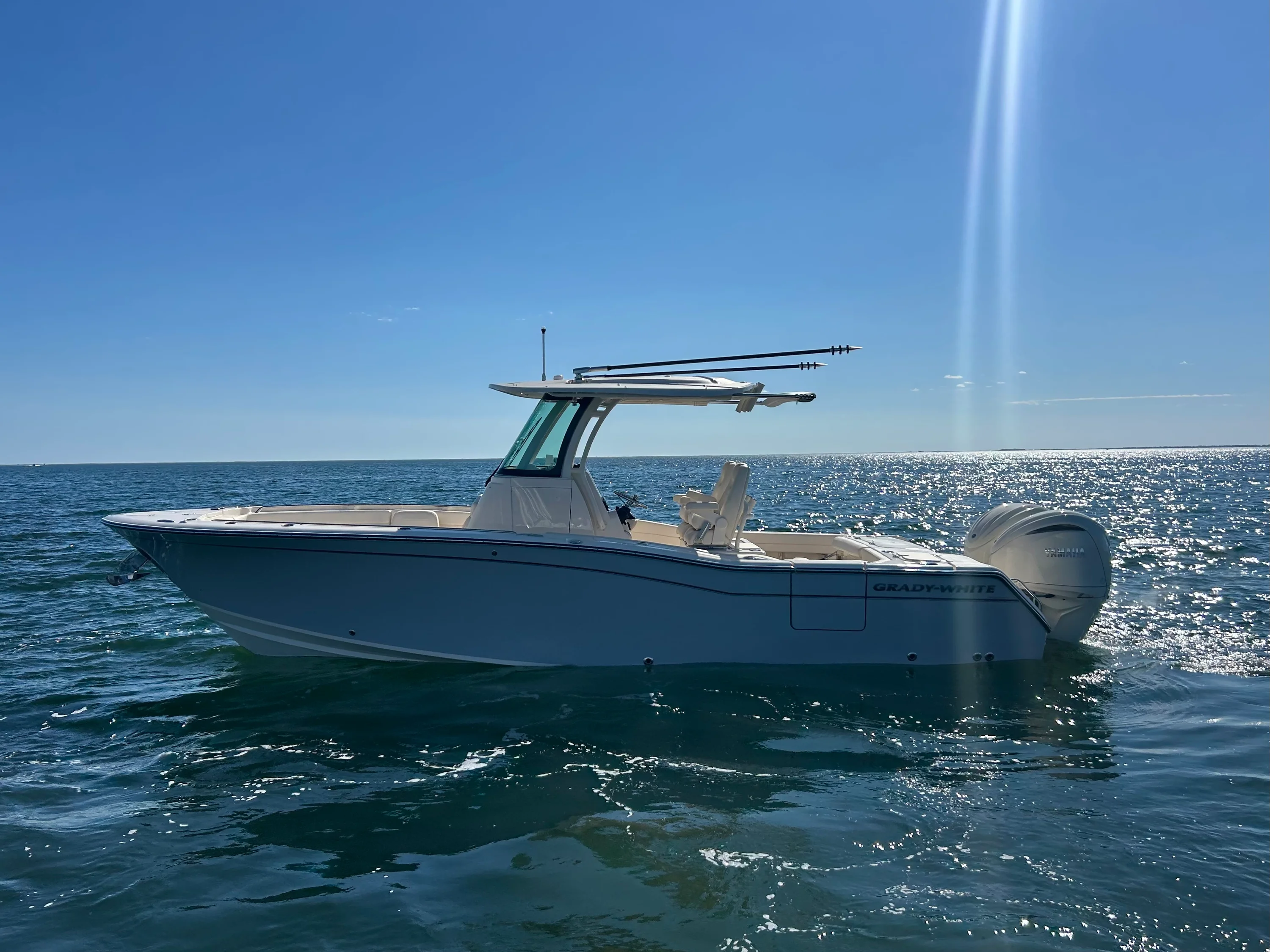 2026 Grady-White Canyon 271 Image Thumbnail #2