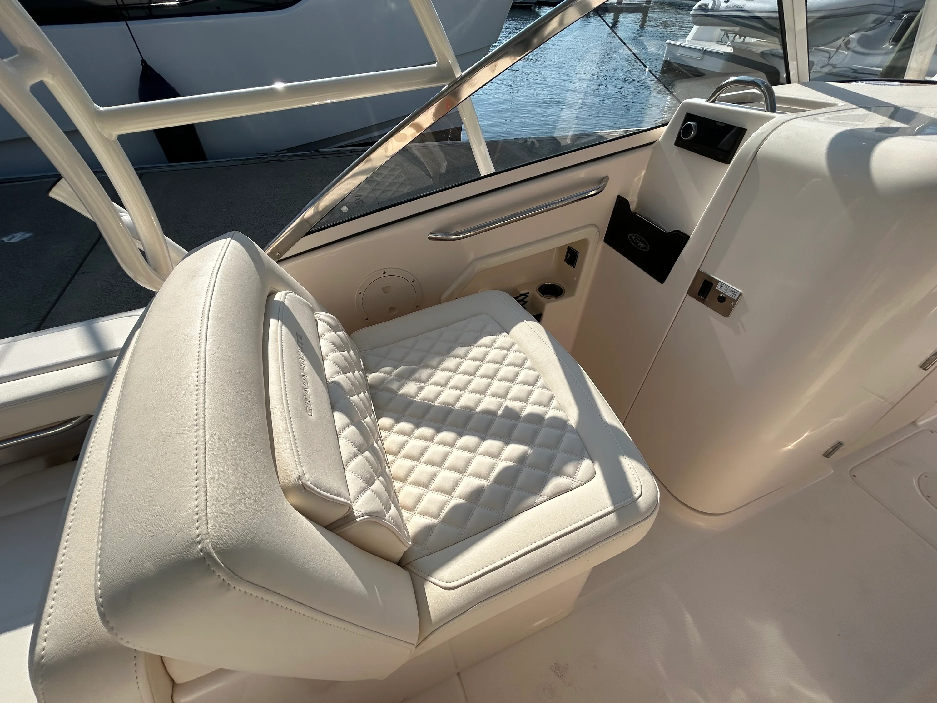 2026 Grady-White Freedom 275 Image Thumbnail #13