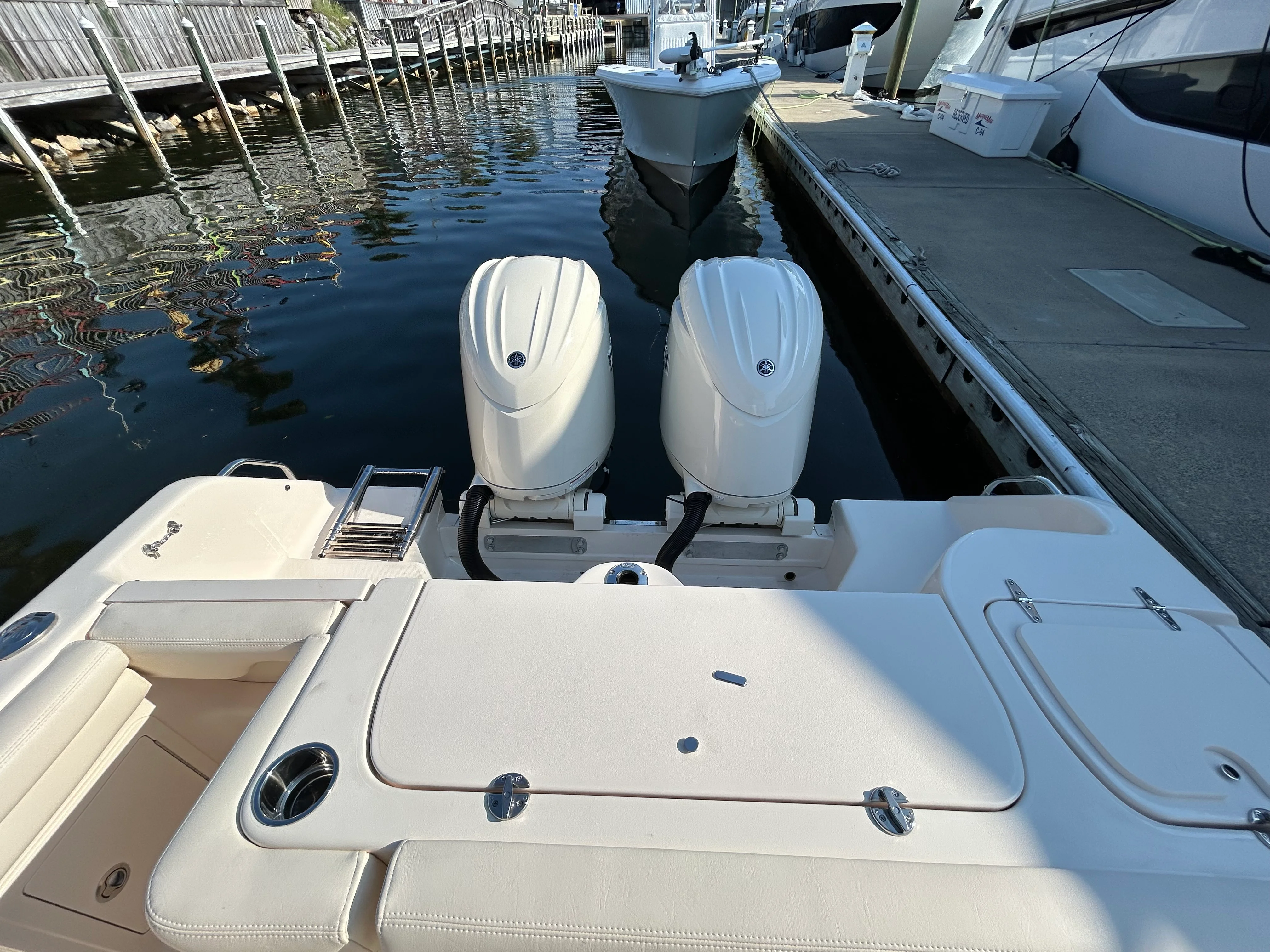 2026 Grady-White Freedom 275 Image Thumbnail #6