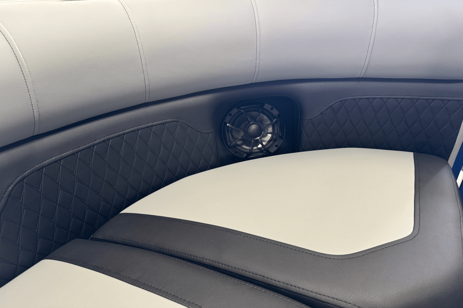 2026 Premier 230SUNSATION Image Thumbnail #16