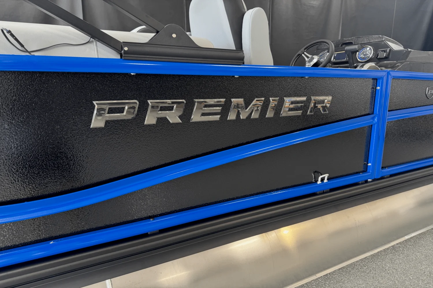 2026 Premier 230SUNSATION Image Thumbnail #3