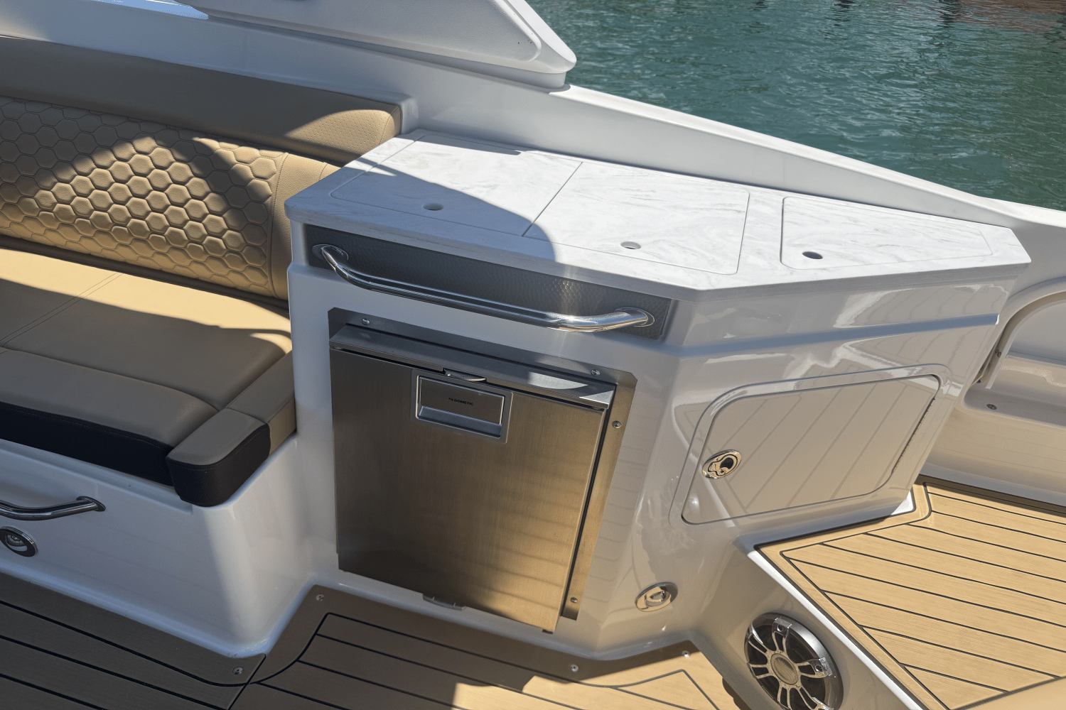 2022 Sea Ray 290 SDX OUTBOARD Image Thumbnail #19