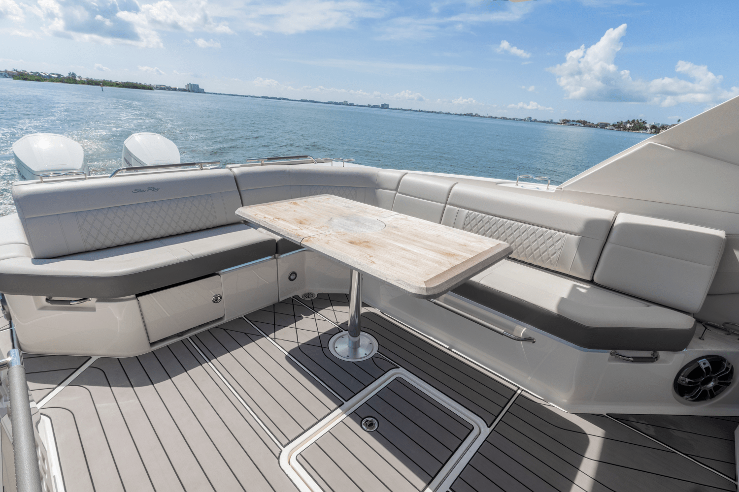 2023 Sea Ray 400 SLX-OB Image Thumbnail #25