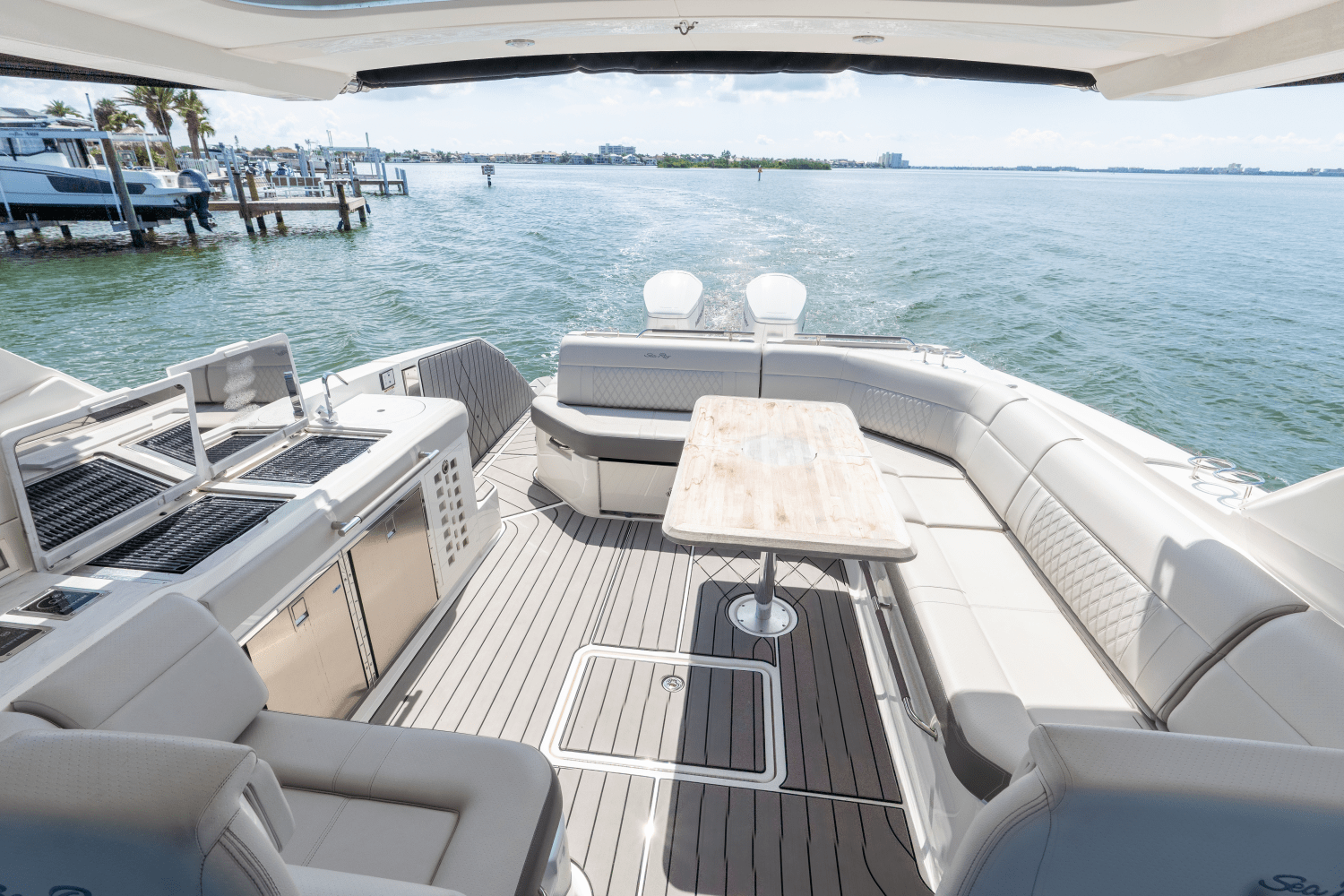2023 Sea Ray 400 SLX-OB Image Thumbnail #24