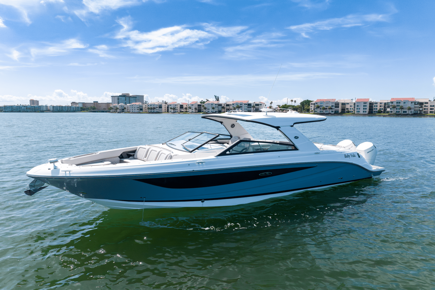 2023 Sea Ray 400 SLX-OB Image Thumbnail #7