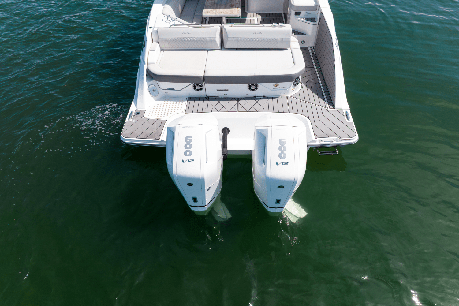 2023 Sea Ray 400 SLX-OB Image Thumbnail #18
