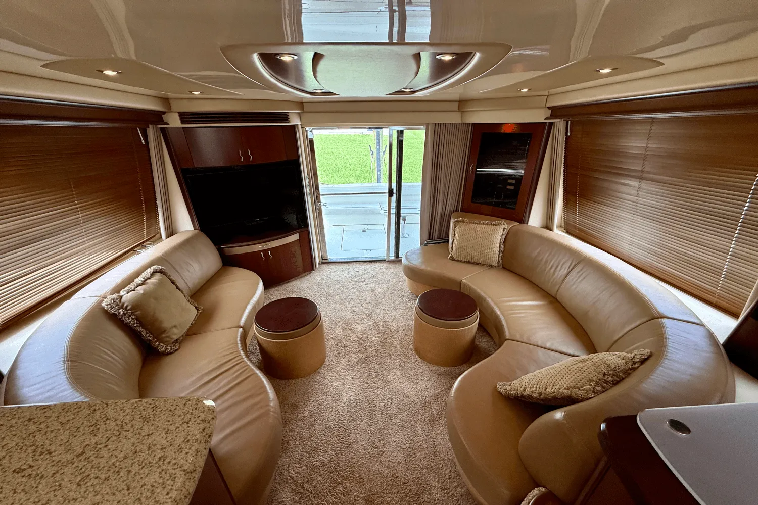 2005 Sea Ray 550 SEDAN BRIDGE Image Thumbnail #61