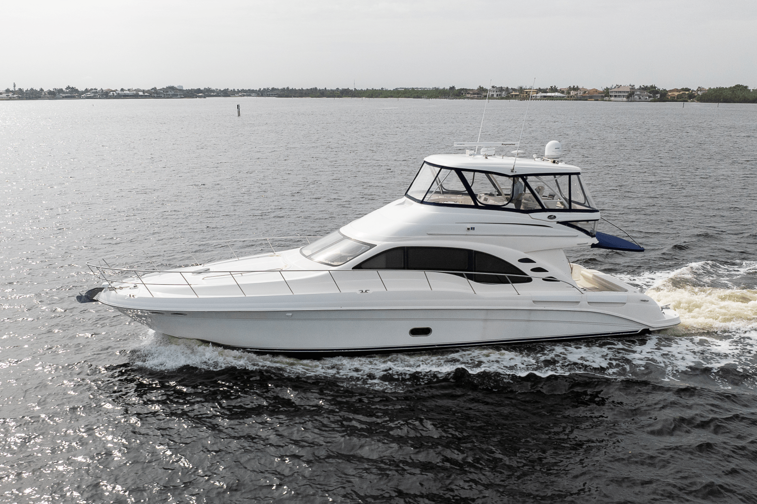 2005 Sea Ray
                                                             550 SEDAN BRIDGE Image Thumbnail #1