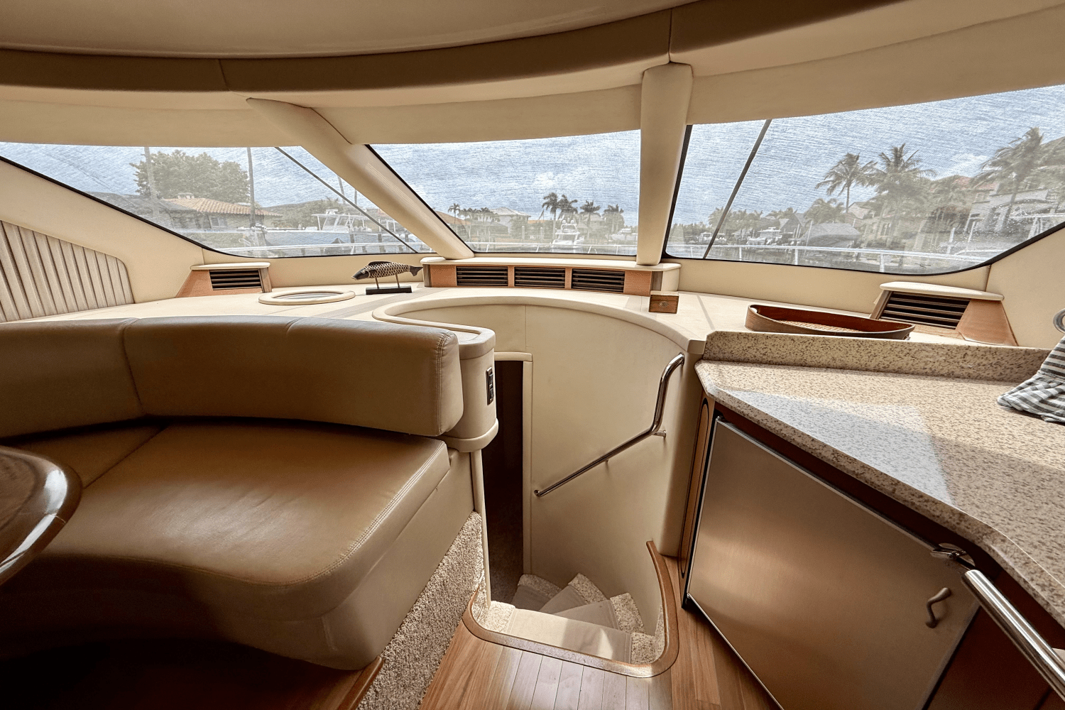 2005 Sea Ray
                                                             550 SEDAN BRIDGE Image Thumbnail #66