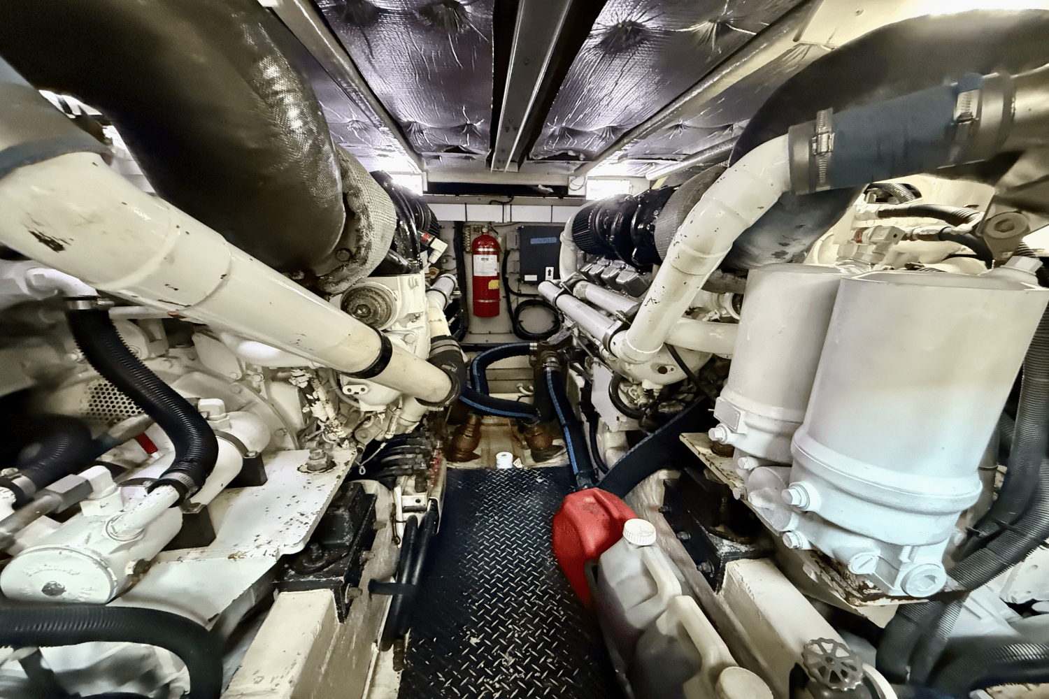 2005 Sea Ray
                                                             550 SEDAN BRIDGE Image Thumbnail #23