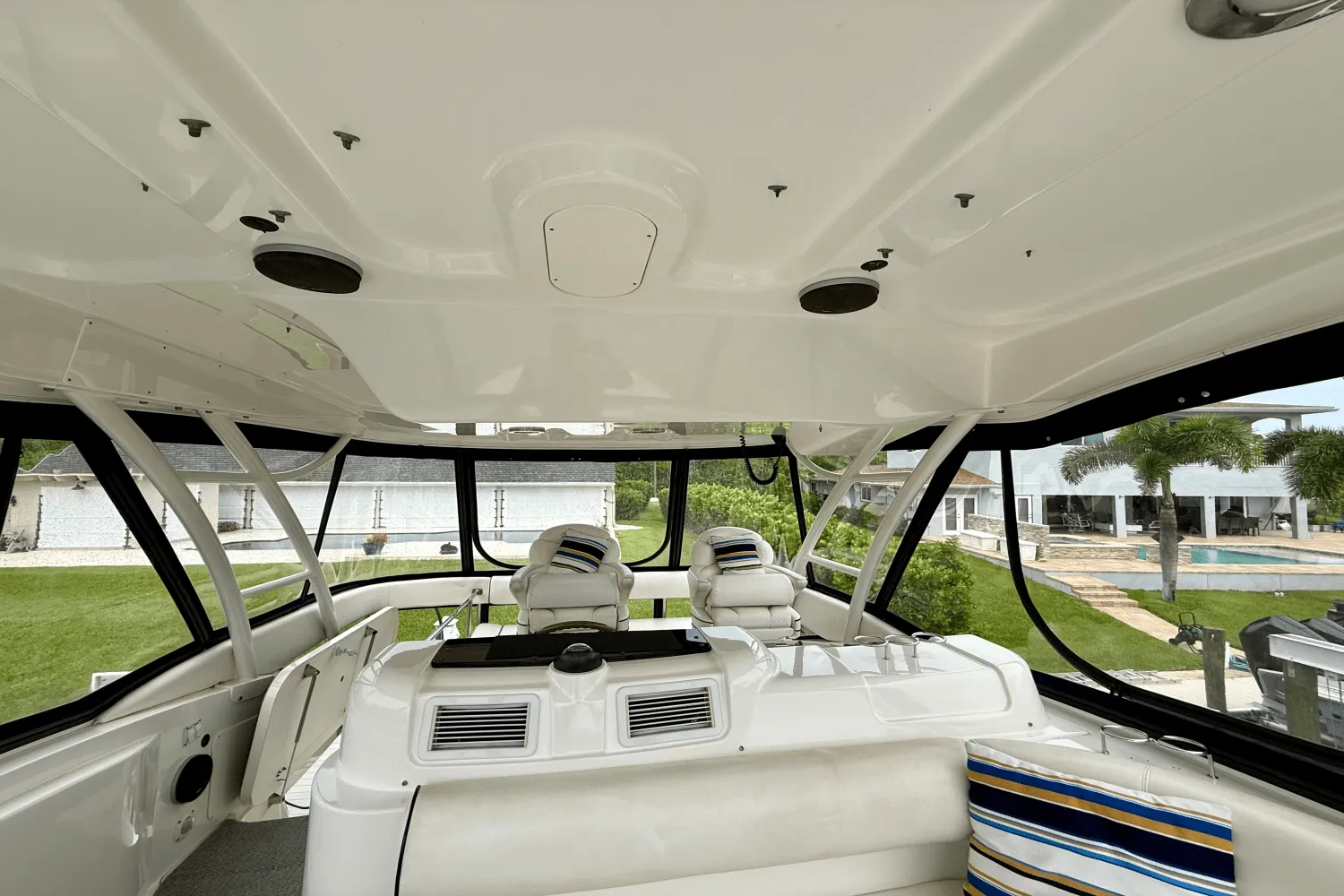2005 Sea Ray 550 SEDAN BRIDGE Image Thumbnail #51