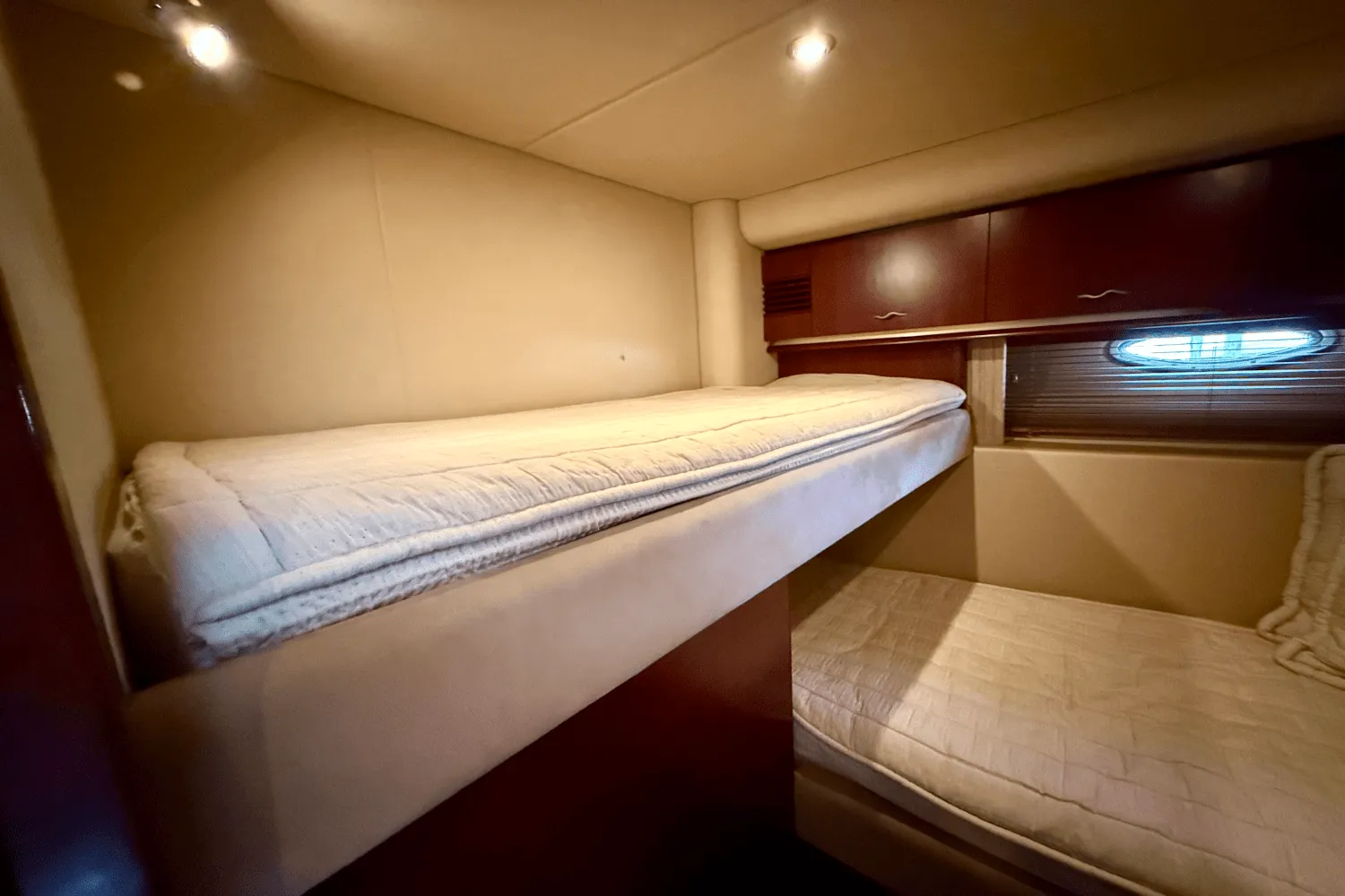 2005 Sea Ray 550 SEDAN BRIDGE Image Thumbnail #75