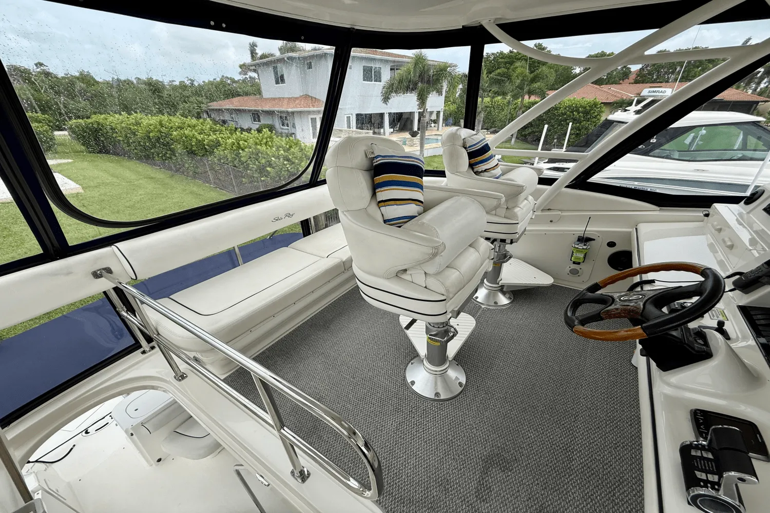 2005 Sea Ray 550 SEDAN BRIDGE Image Thumbnail #36