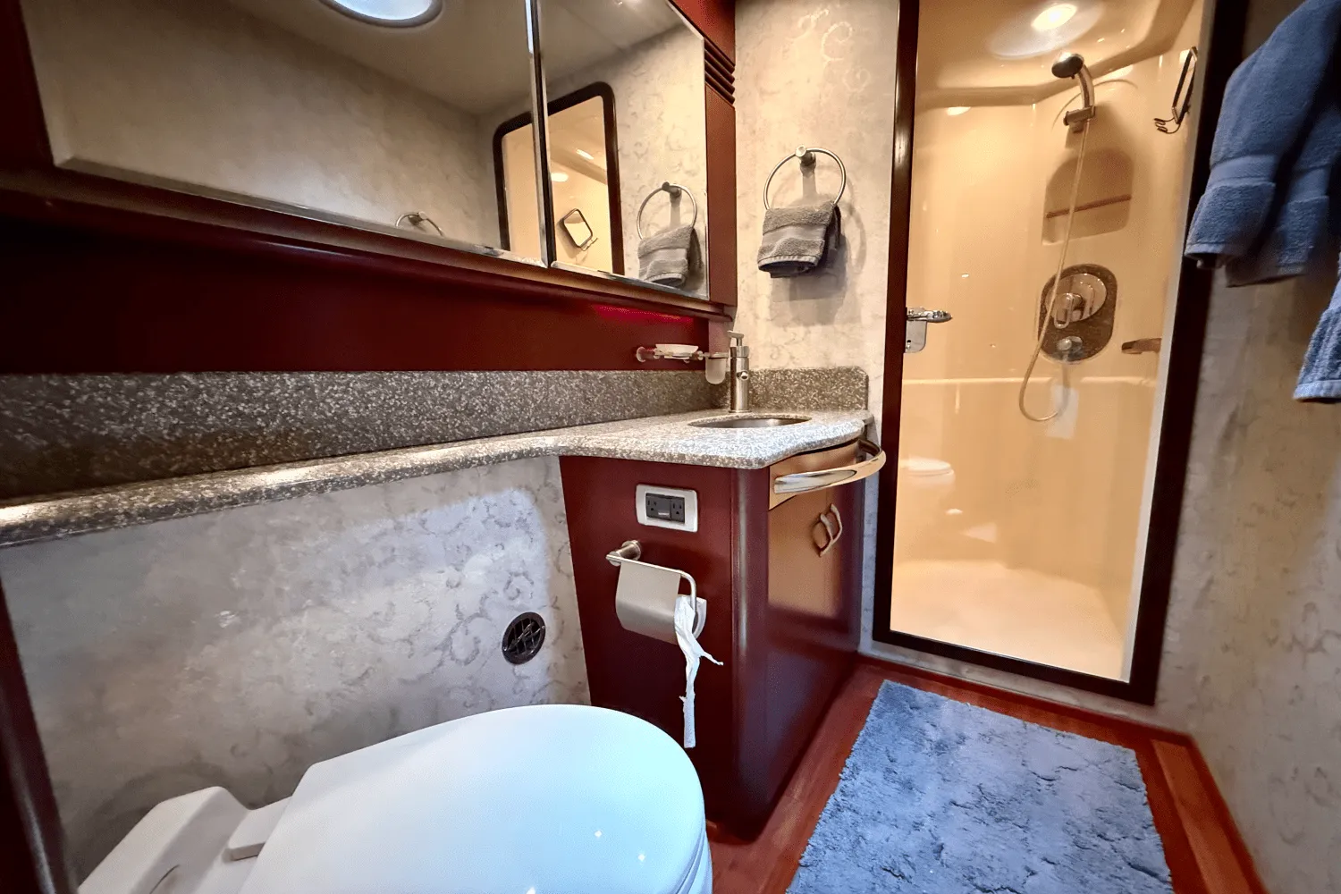 2005 Sea Ray 550 SEDAN BRIDGE Image Thumbnail #73