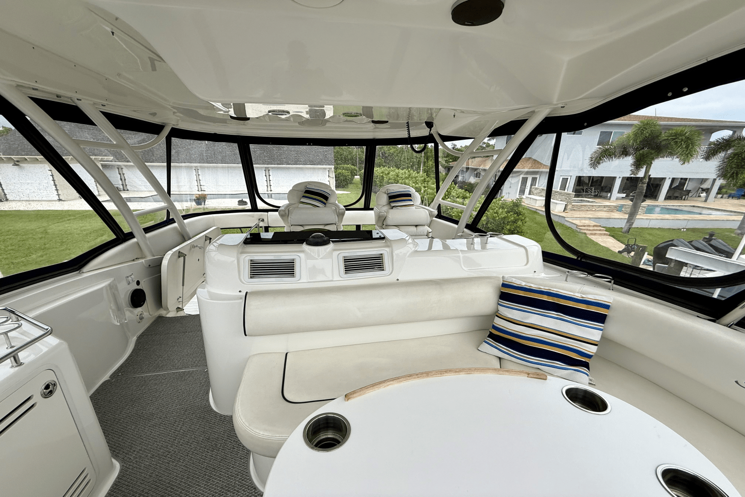 2005 Sea Ray
                                                             550 SEDAN BRIDGE Image Thumbnail #53
