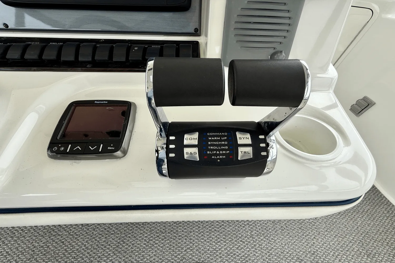 2005 Sea Ray 550 SEDAN BRIDGE Image Thumbnail #42