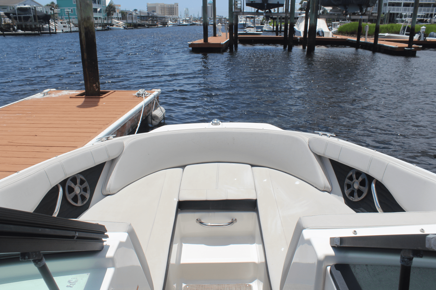 2021 Sea Ray 190 SPX-OB Image Thumbnail #9