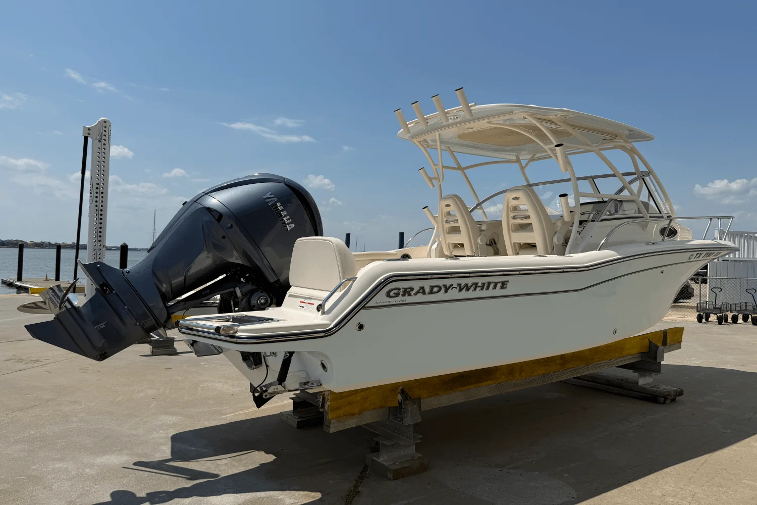2023 Grady-White Adventure 218 Image Thumbnail #8
