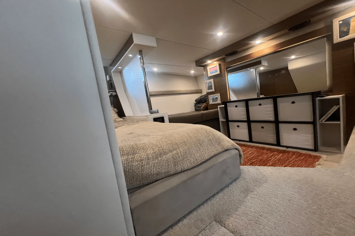 2015 Cruisers Yachts 45 CANTIUS Image Thumbnail #36