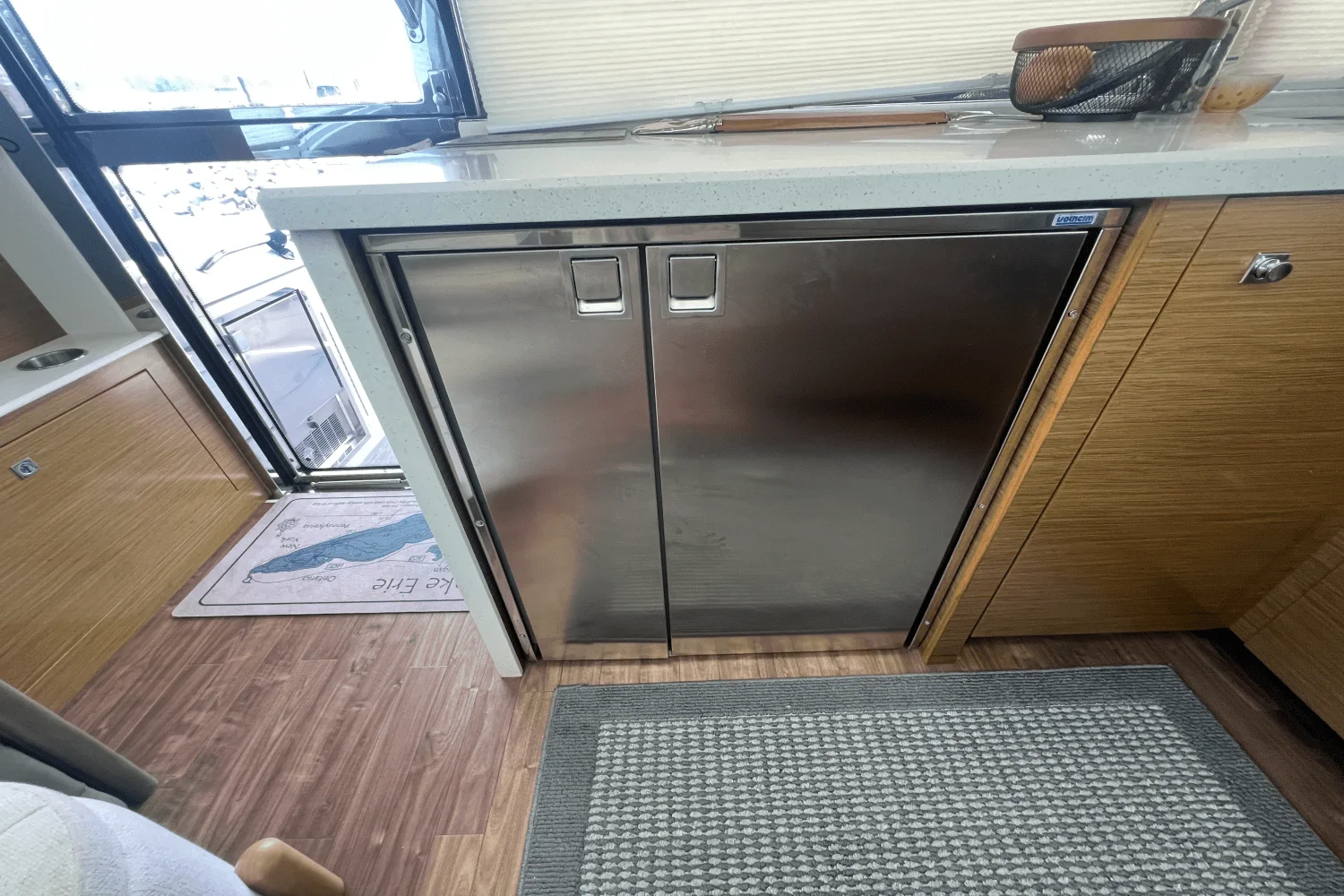 2015 Cruisers Yachts 45 CANTIUS Image Thumbnail #12