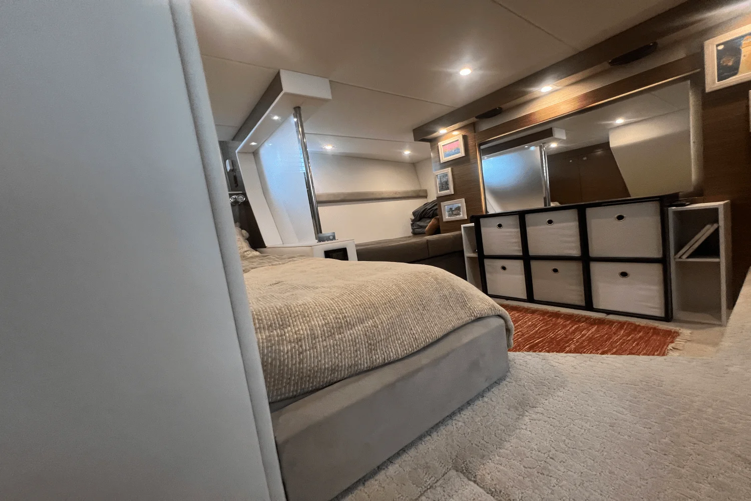 2015 Cruisers Yachts 45 CANTIUS Image Thumbnail #36