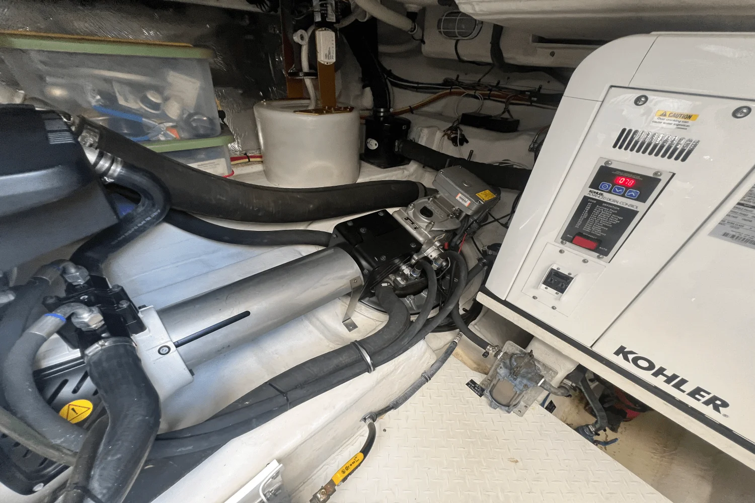 2015 Cruisers Yachts 45 CANTIUS Image Thumbnail #51