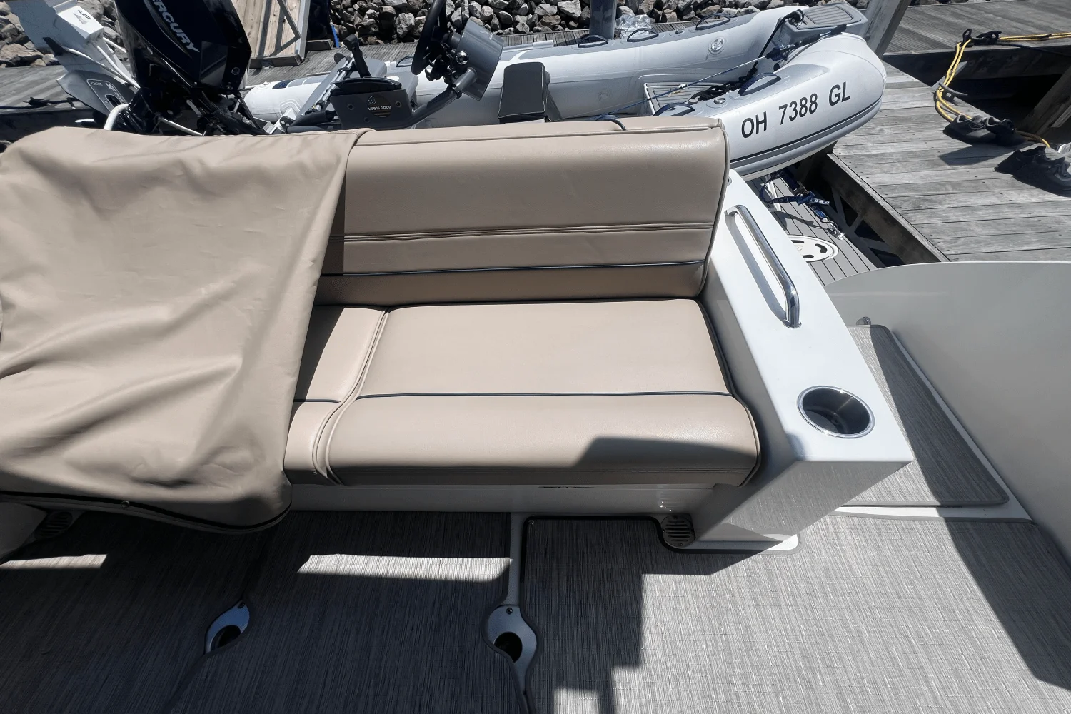 2015 Cruisers Yachts 45 CANTIUS Image Thumbnail #44