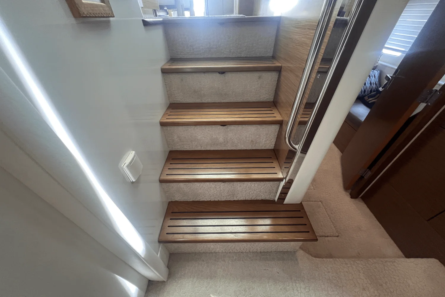 2015 Cruisers Yachts 45 CANTIUS Image Thumbnail #43