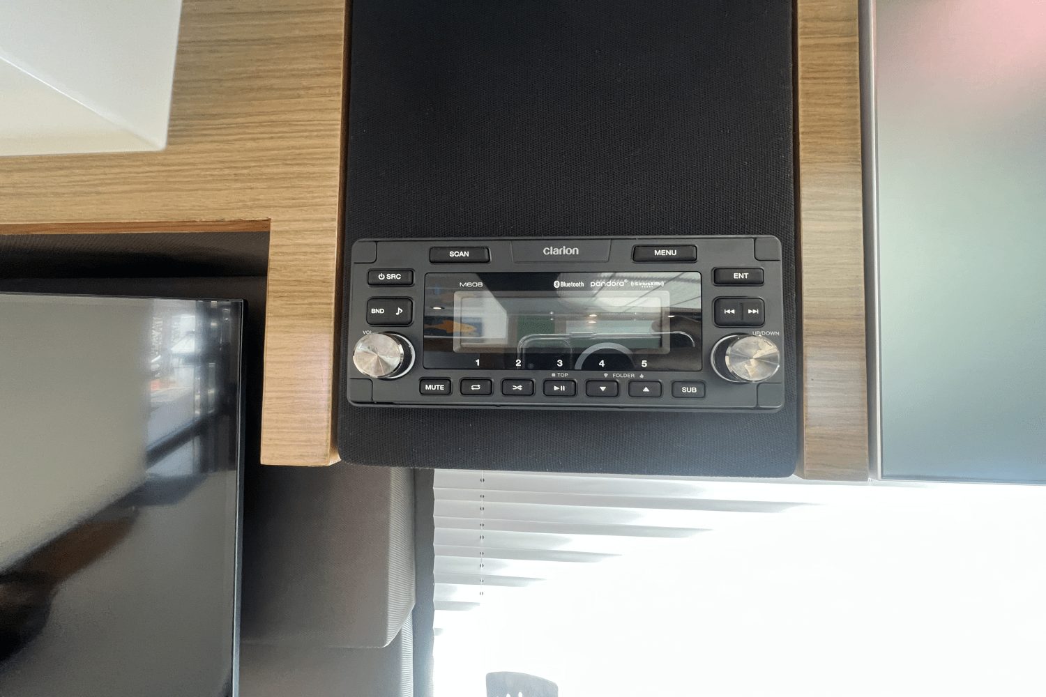 2015 Cruisers Yachts 45 CANTIUS Image Thumbnail #18