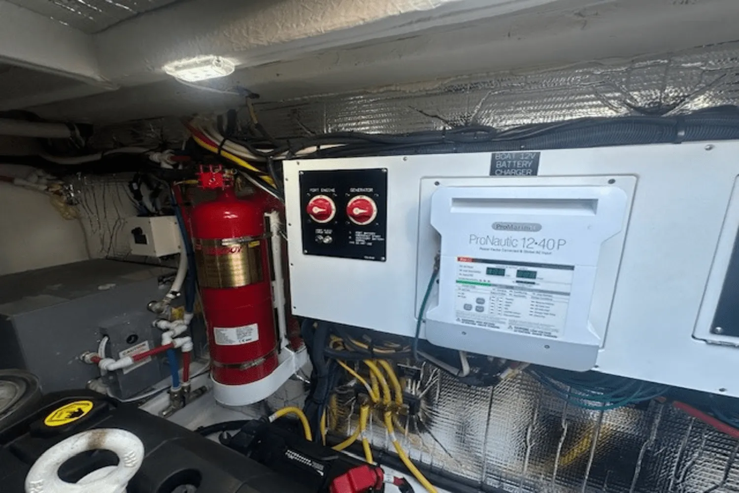 2023 Cruisers Yachts 390 EXPRESS COUPE Image Thumbnail #57