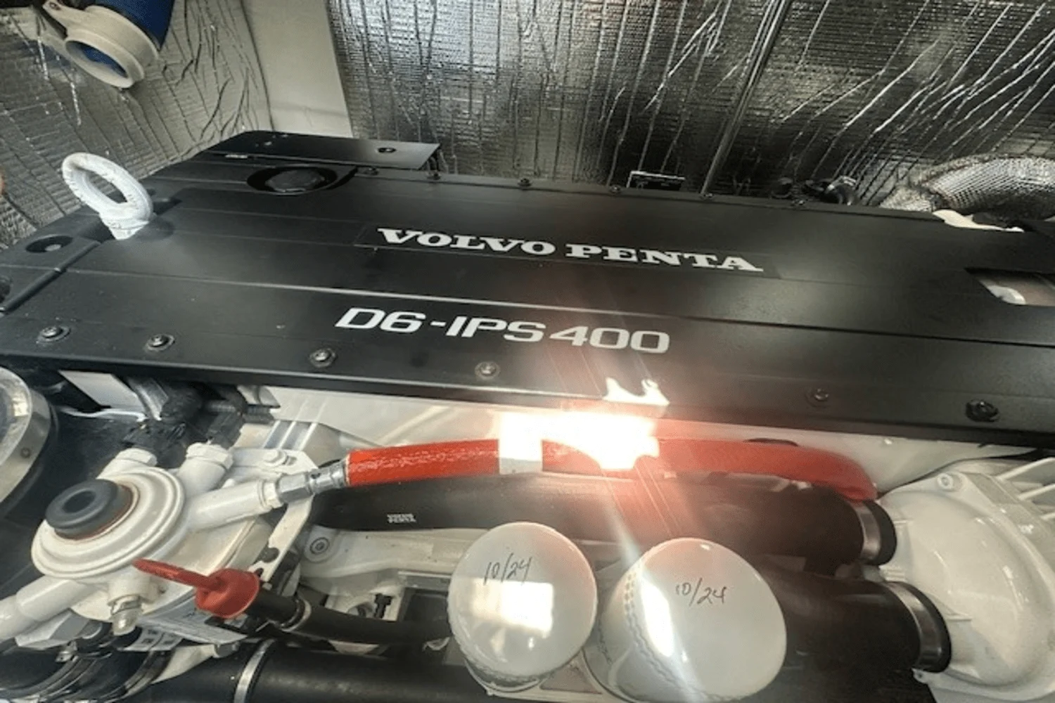 2023 Cruisers Yachts 390 EXPRESS COUPE Image Thumbnail #61