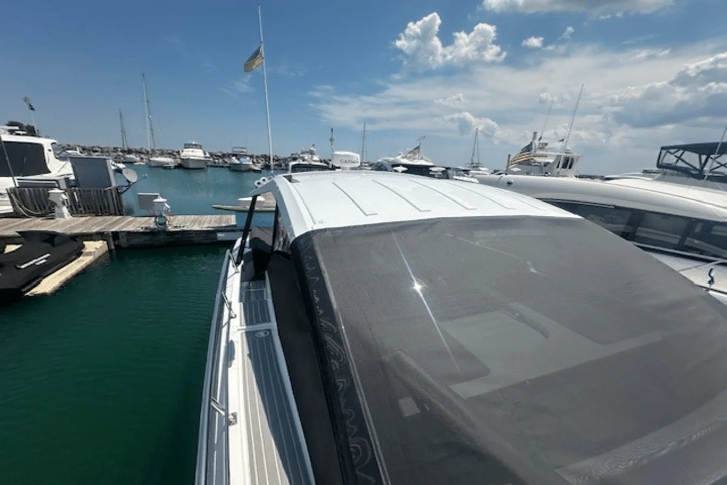 2023 Cruisers Yachts 390 EXPRESS COUPE Image Thumbnail #41