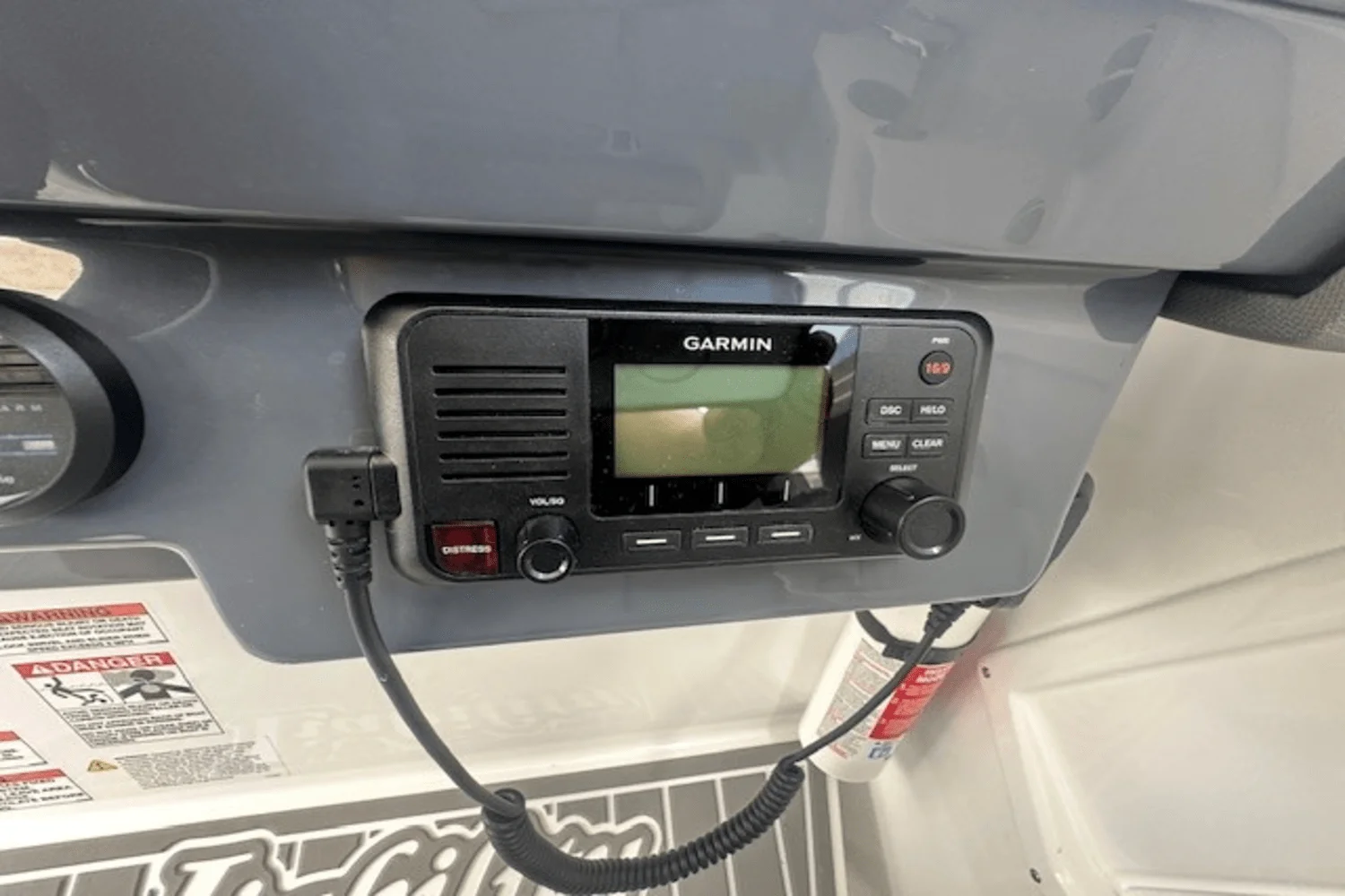 2023 Cruisers Yachts 390 EXPRESS COUPE Image Thumbnail #35