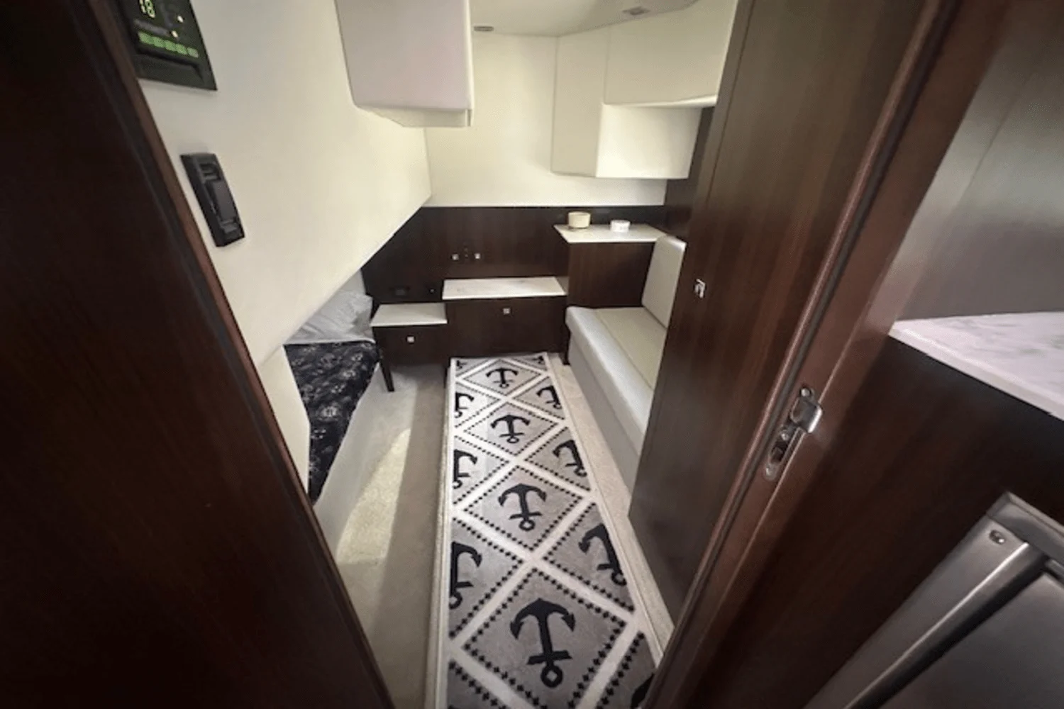 2023 Cruisers Yachts 390 EXPRESS COUPE Image Thumbnail #51