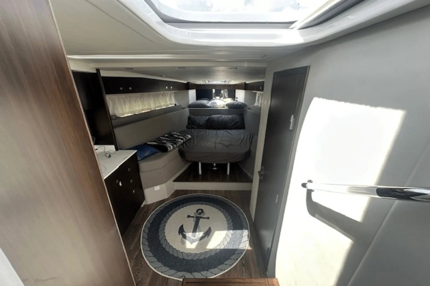 2023 Cruisers Yachts 390 EXPRESS COUPE Image Thumbnail #43