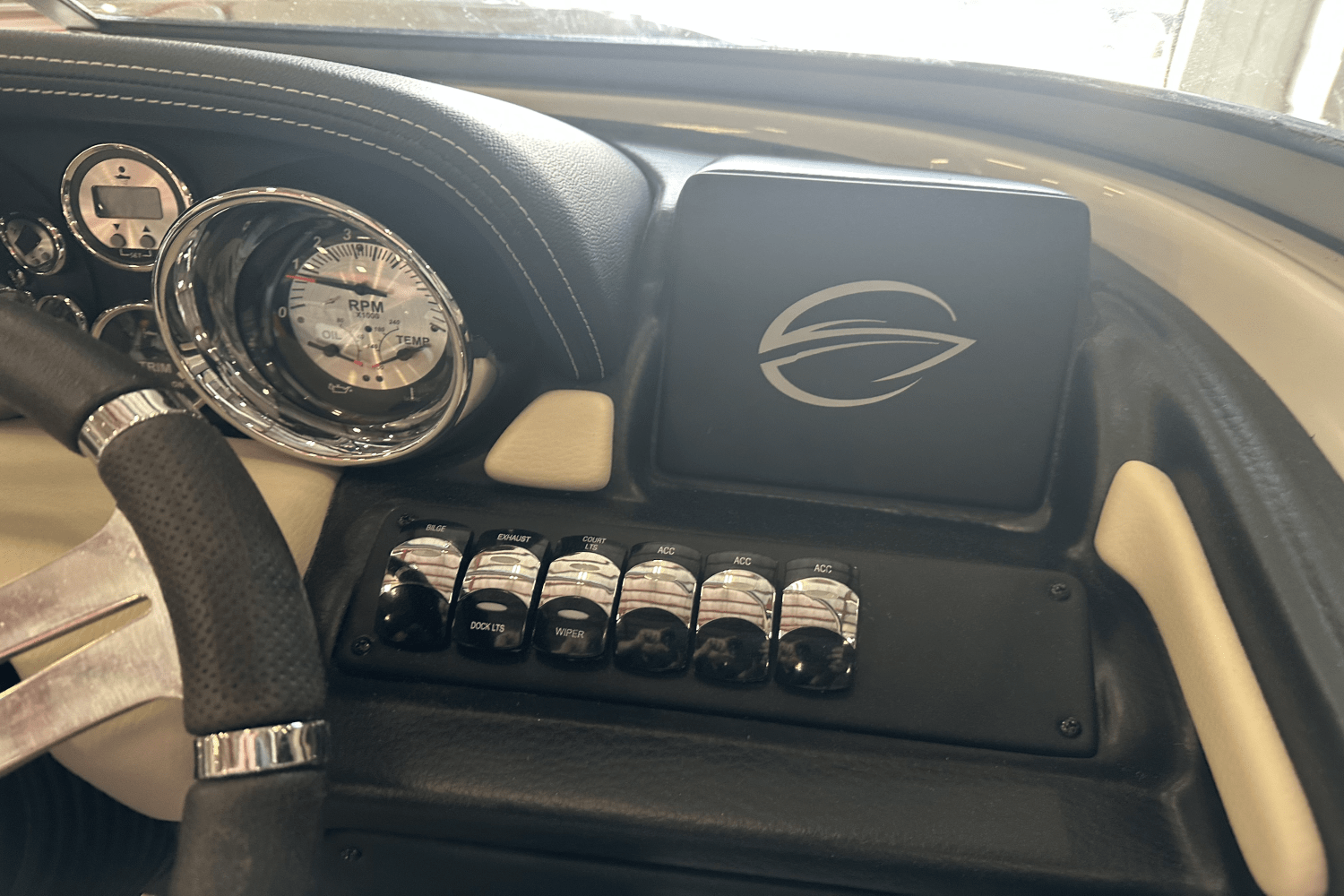 2019 Crownline 225 SS Image Thumbnail #10