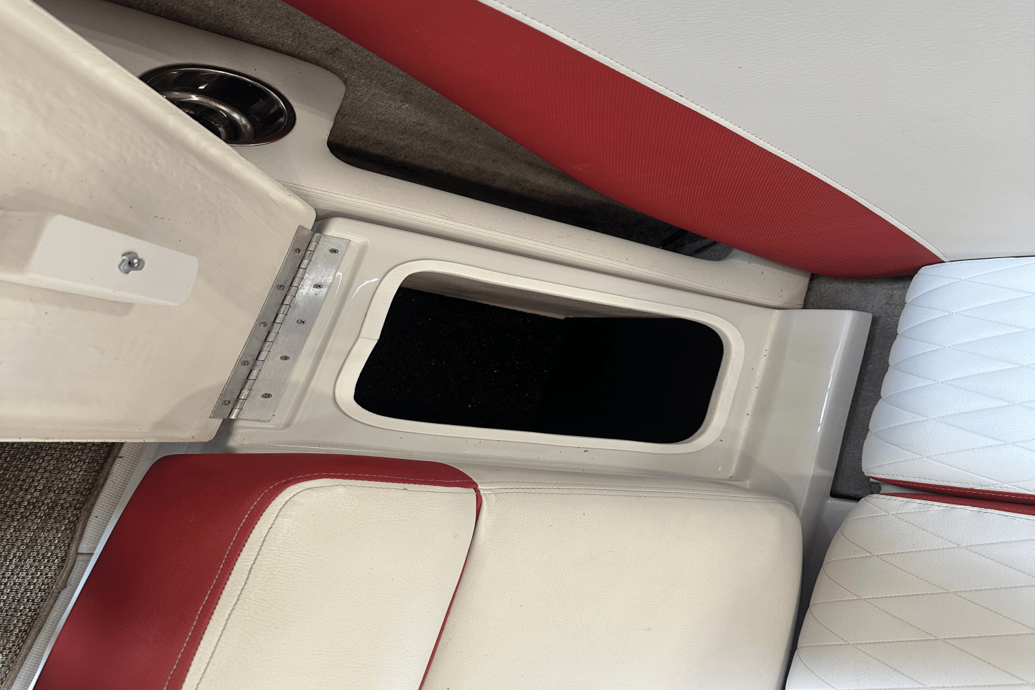 2019 Crownline 225 SS Image Thumbnail #25