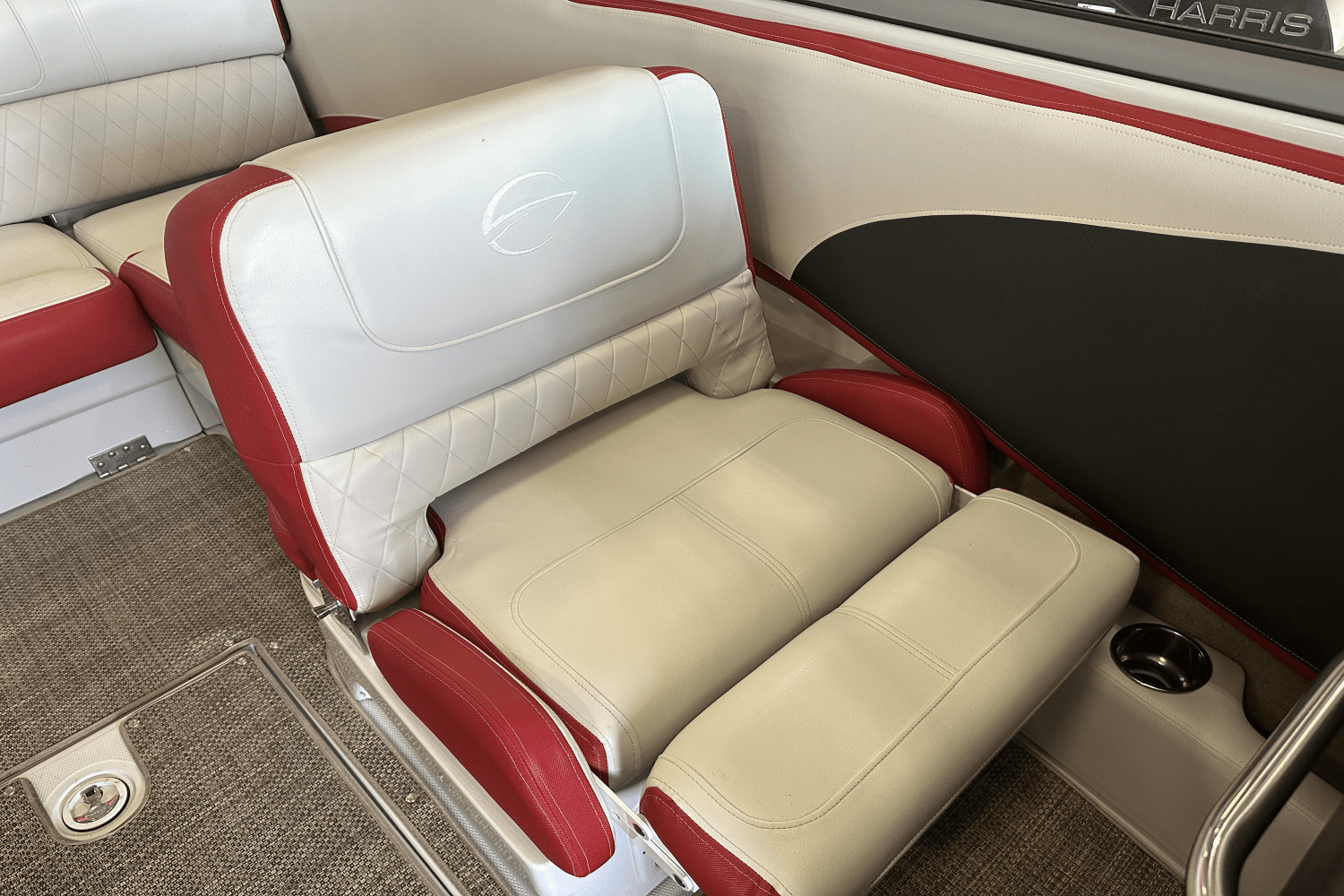 2019 Crownline 225 SS Image Thumbnail #14
