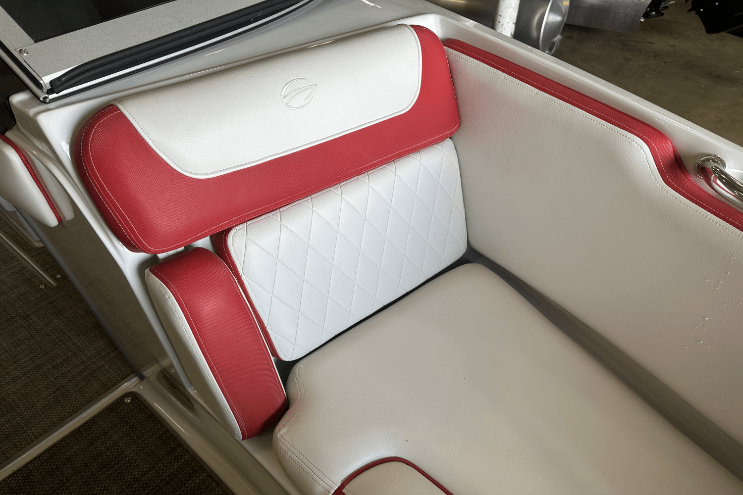 2019 Crownline 225 SS Image Thumbnail #17
