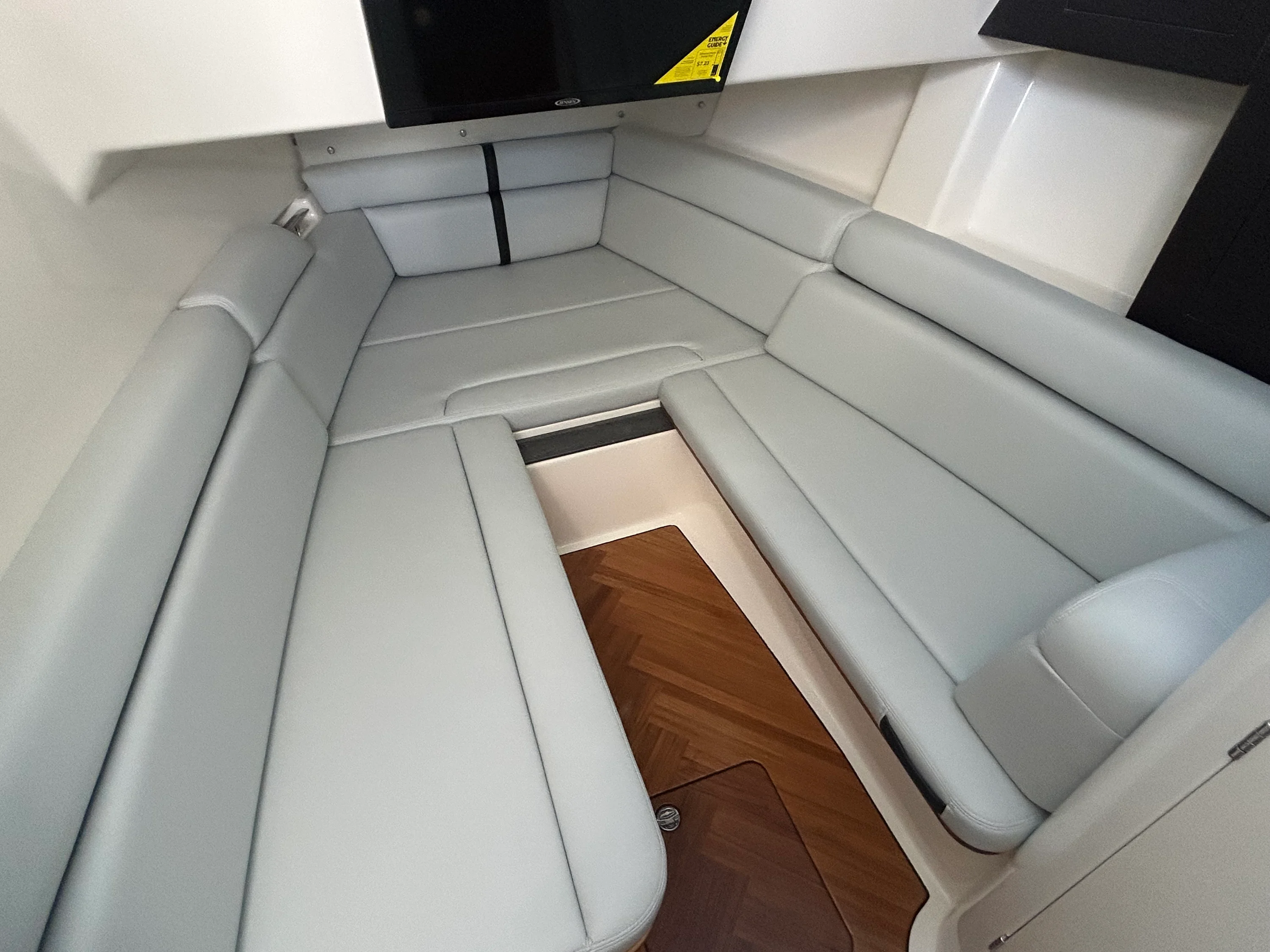 2026 Boston Whaler 350 Realm Image Thumbnail #28