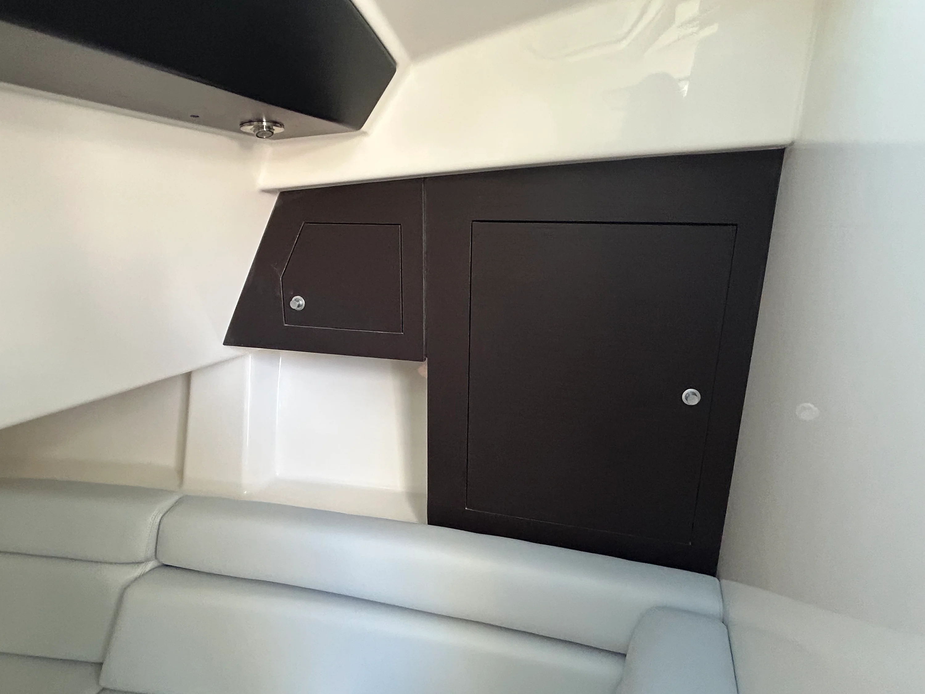 2026 Boston Whaler 350 Realm Image Thumbnail #30