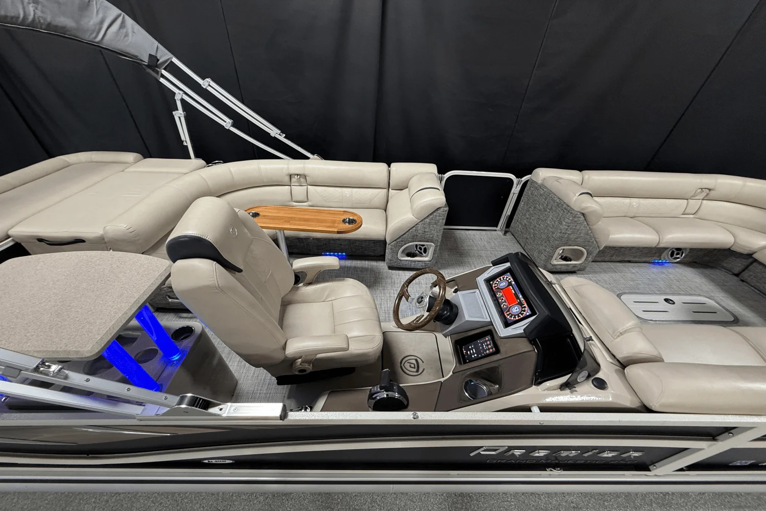 2017 Premier 250 GRAND MAJESTIC Image Thumbnail #6