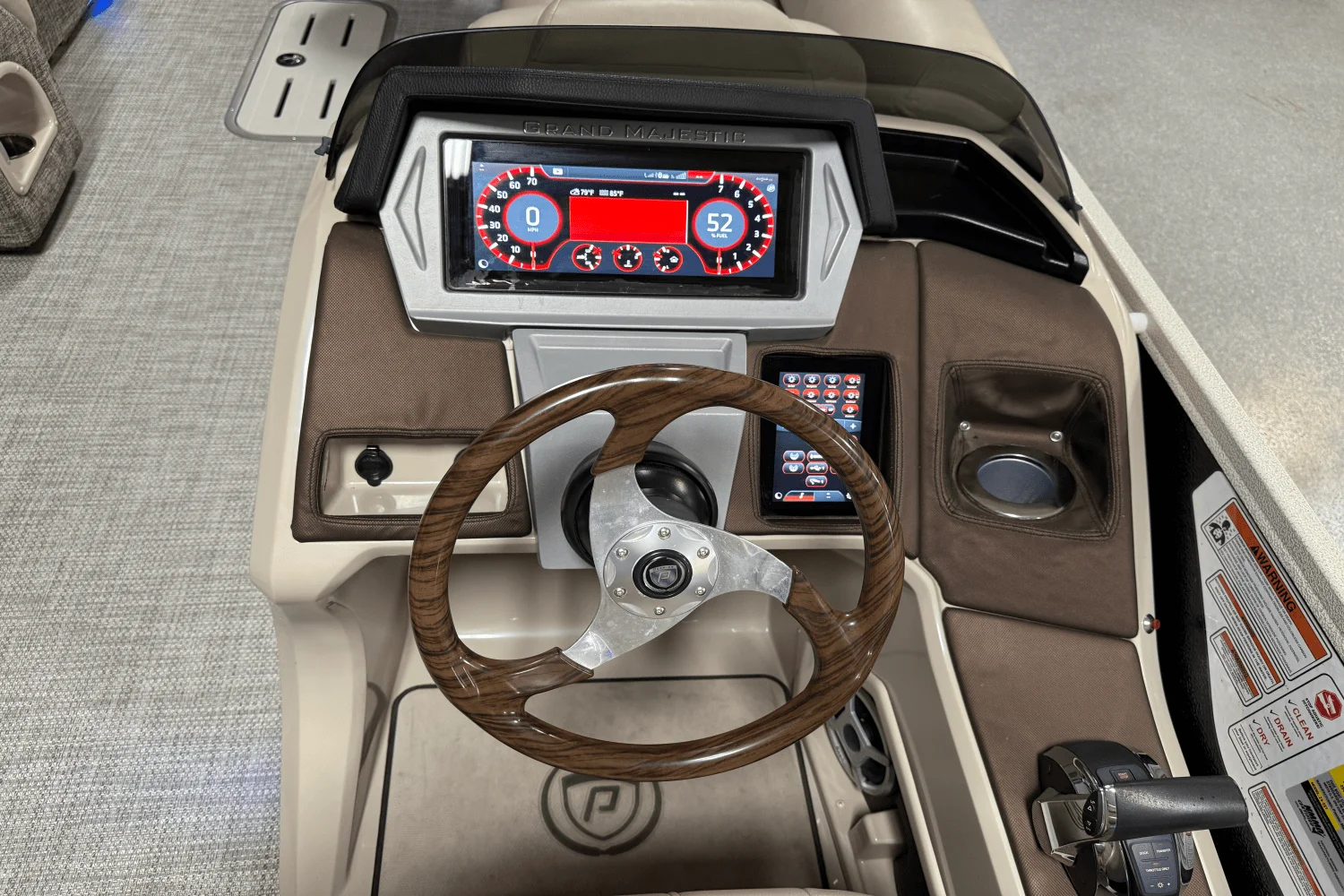 2017 Premier 250 GRAND MAJESTIC Image Thumbnail #55