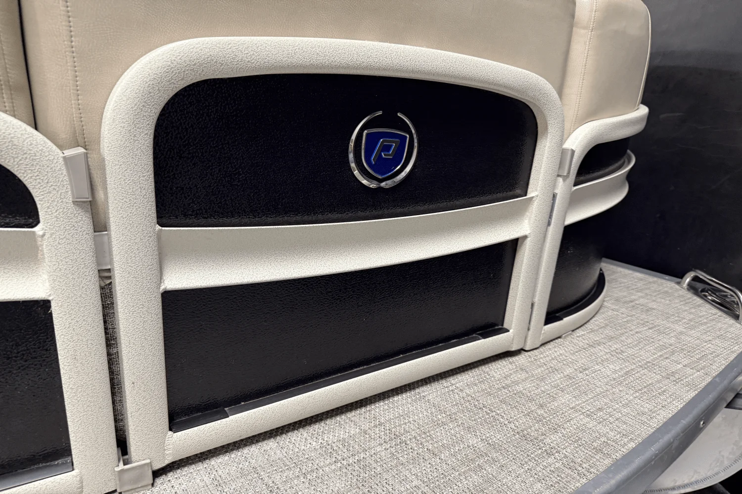 2017 Premier 250 GRAND MAJESTIC Image Thumbnail #94