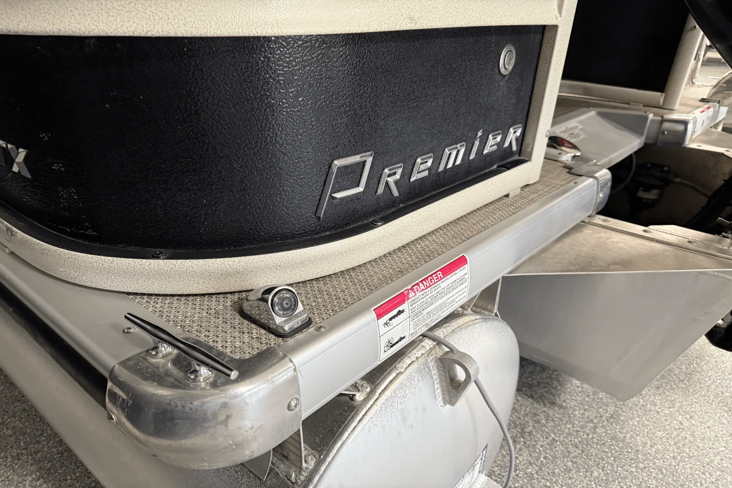 2017 Premier 250 GRAND MAJESTIC Image Thumbnail #18