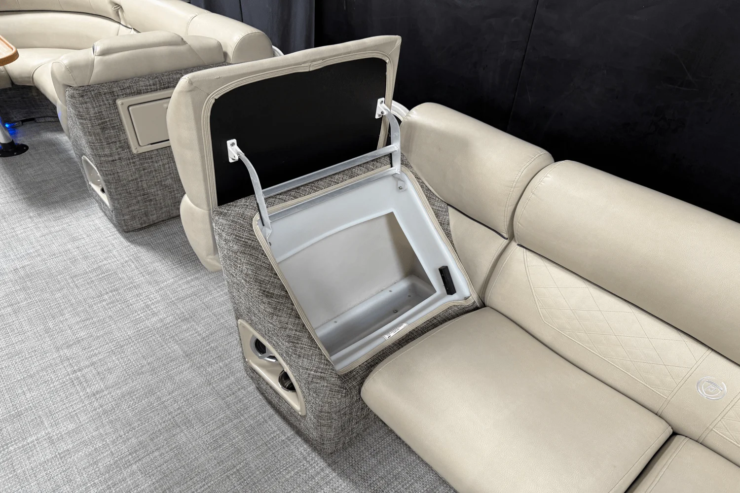 2017 Premier 250 GRAND MAJESTIC Image Thumbnail #66