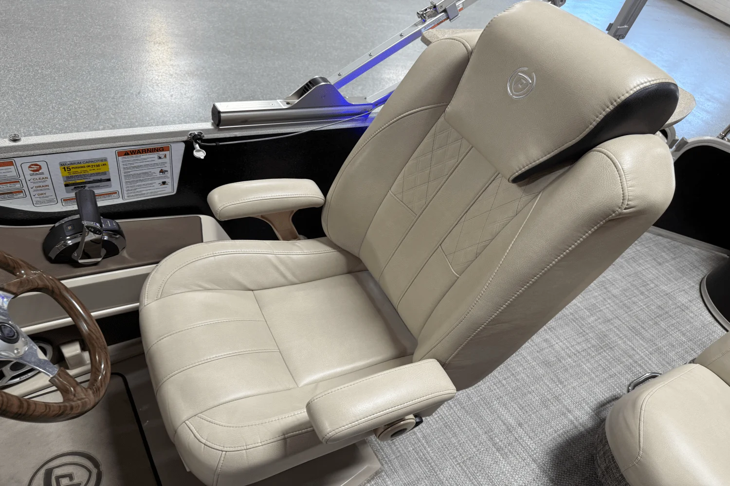 2017 Premier 250 GRAND MAJESTIC Image Thumbnail #53